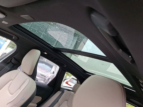 Certified 2026 Volvo XC60 T8 Plus w/ Climate Package AWD/4WD image 14