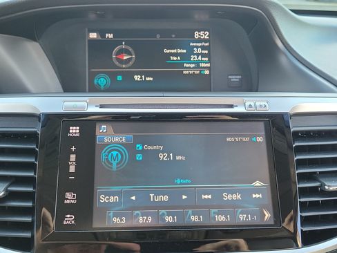 Used 2016 Honda Accord EX-L image 23