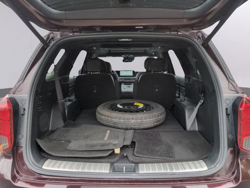 Used 2024 Hyundai Palisade Calligraphy FWD image 9