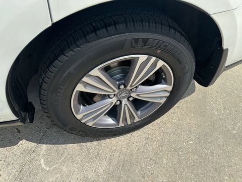 Used 2019 Acura MDX FWD image 39