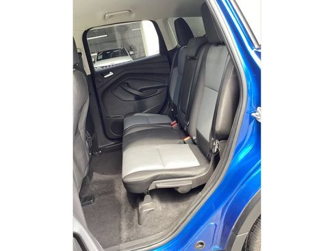 Used 2017 Ford Escape SE w/ Equipment Group 201A AWD/4WD image 12
