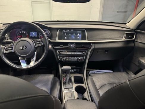Used 2020 Kia Optima SE image 13
