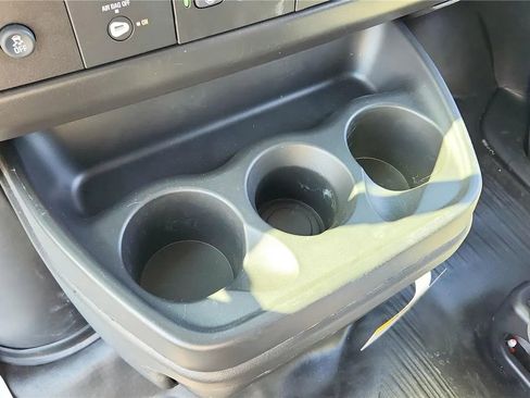 New 2025 Chevrolet Express 3500 w/ Power Convenience Package image 31