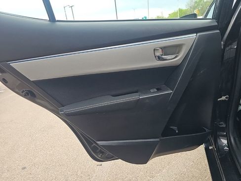 Used 2015 Toyota Corolla LE FWD image 24