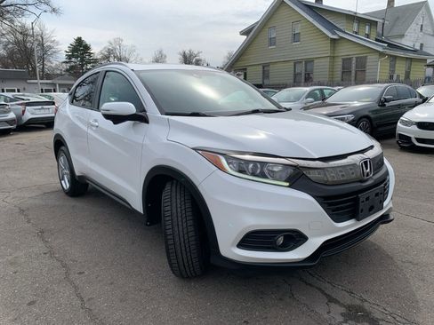 Used 2019 Honda HR-V EX image 3