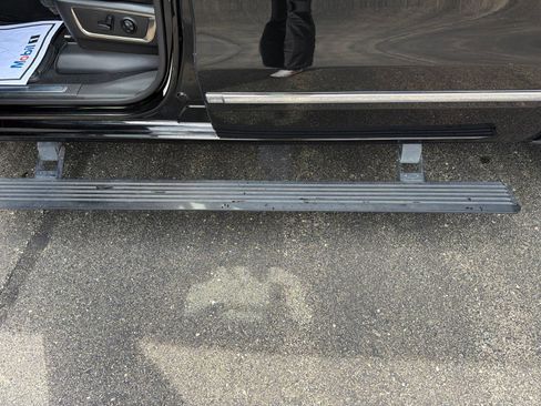 Used 2019 RAM 1500 Limited AWD/4WD image 13