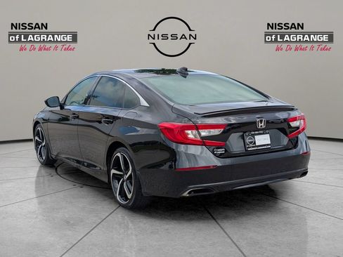 Used 2022 Honda Accord Sport image 7