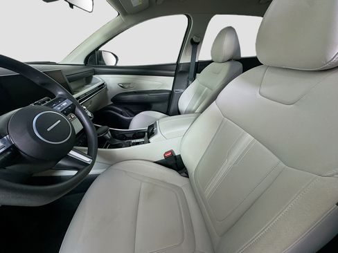 Used 2025 Hyundai Tucson SEL FWD image 13