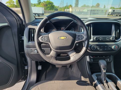 Certified 2022 Chevrolet Colorado LT w/ LT Convenience Package AWD/4WD image 14