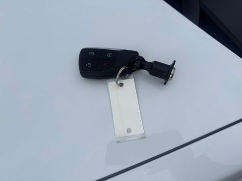 Used 2025 Chevrolet Colorado ZR2 w/ Technology Package image 30