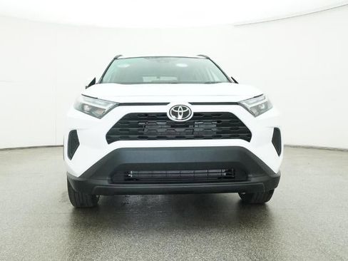 New 2025 Toyota RAV4 XLE image 23