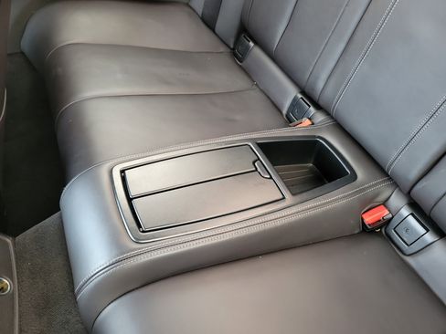 Used 2020 BMW M4 Convertible image 7