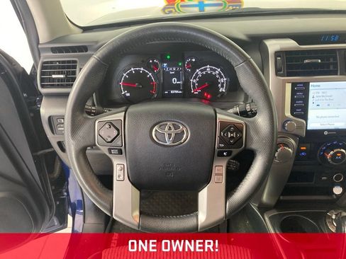 Used 2020 Toyota 4Runner SR5 AWD/4WD image 7