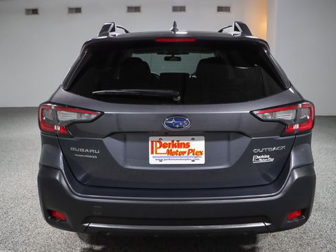 Used 2023 Subaru Outback Premium AWD/4WD image 8