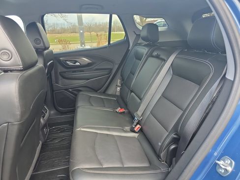 Certified 2024 GMC Terrain SLT w/ Infotainment Package II AWD/4WD image 28