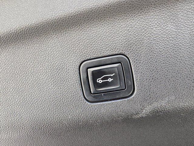 Used 2022 GMC Yukon AT4 w/ Max Trailering Package AWD/4WD image 38