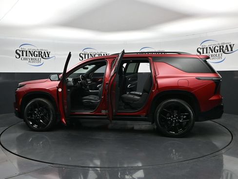 Used 2024 Chevrolet Traverse RS w/ LPO, Floor Liner Package FWD image 37