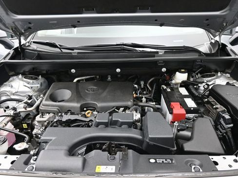 Used 2024 Toyota RAV4 XLE FWD image 23