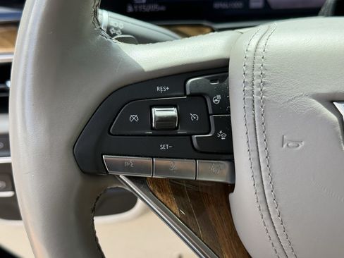 Used 2021 Cadillac Escalade ESV Sport Platinum RWD image 16