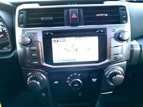 Used 2017 Toyota 4Runner Limited image 10