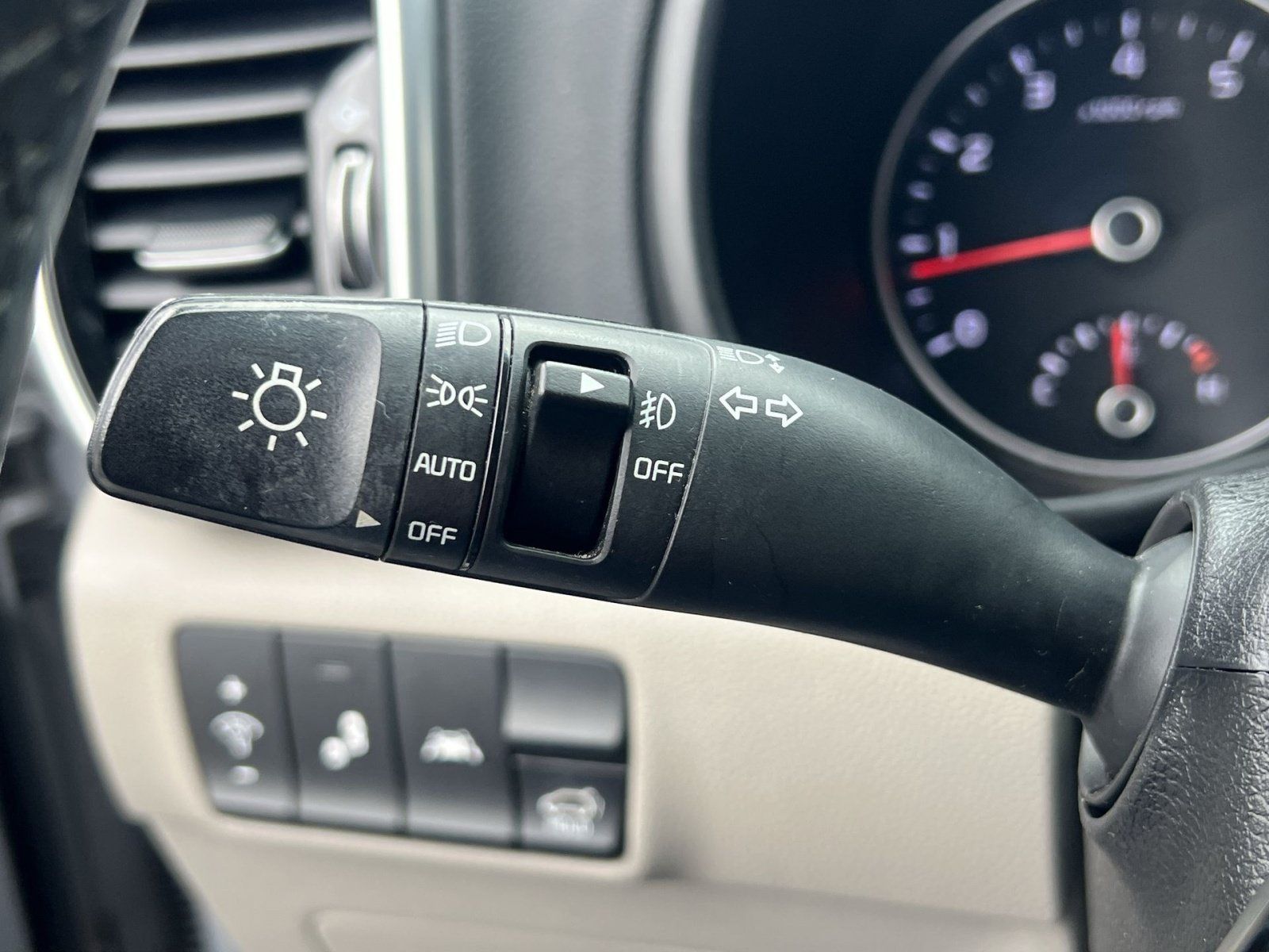 Used 2021 Kia Sportage EX FWD image 37