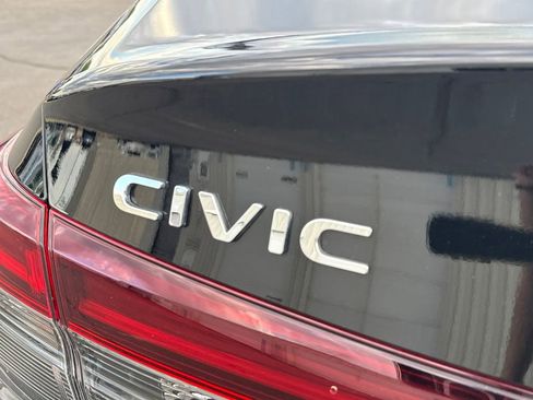 Certified 2025 Honda Civic Sport Touring image 11