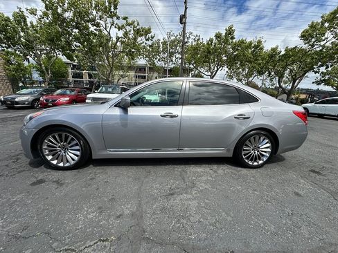 Used 2014 Hyundai Equus Signature RWD image 8