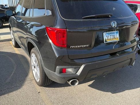 Used 2025 Honda Passport EX-L image 7