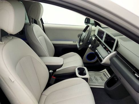 Used 2024 Hyundai Ioniq 5 Limited image 25