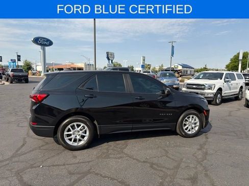Used 2023 Chevrolet Equinox LS FWD image 5