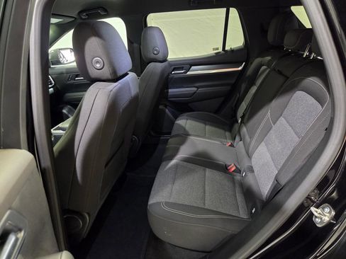 Used 2025 GMC Terrain Elevation AWD/4WD image 15