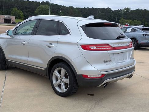 Used 2015 Lincoln MKC FWD image 3