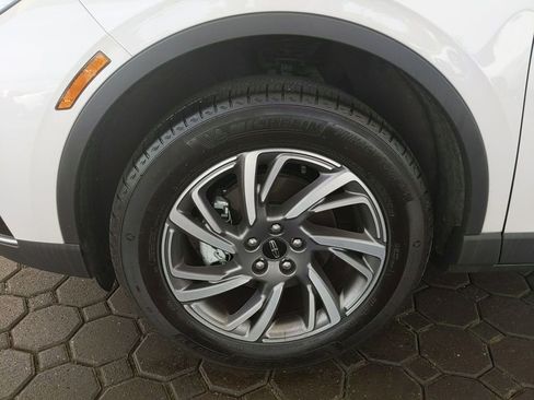 Used 2023 Lincoln Corsair FWD image 10