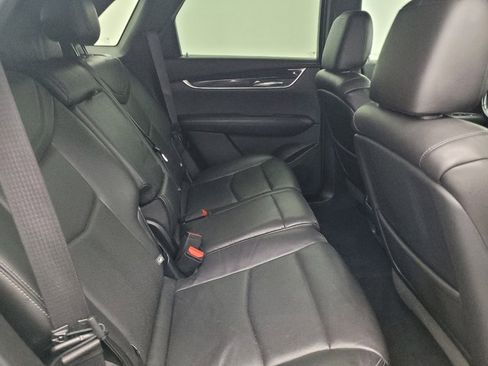 Used 2020 Cadillac XT5 Premium Luxury FWD image 19