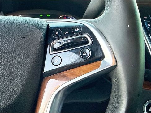 Used 2017 Cadillac Escalade Luxury RWD image 39