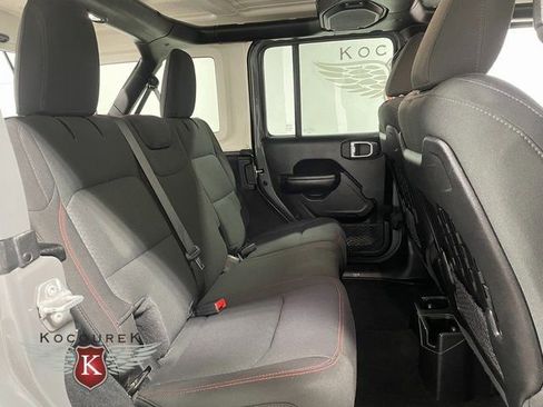 Used 2021 Jeep Wrangler Unlimited Rubicon w/ Uconnect 4C Nav & Sound Group image 22