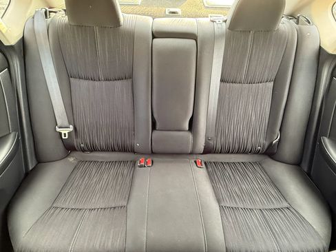 Used 2018 Nissan Sentra SV FWD image 22