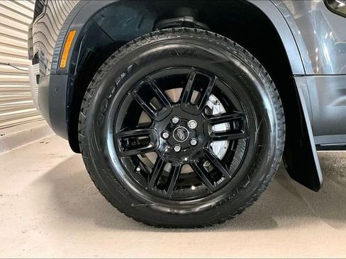 Certified 2025 Land Rover Defender 110 S image 8