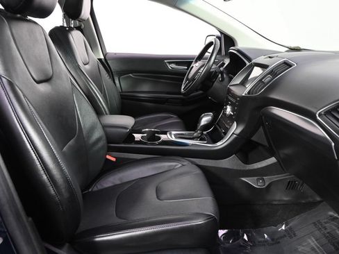 Used 2017 Ford Edge Titanium w/ Equipment Group 301A AWD/4WD image 16