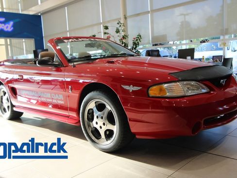 Used 1994 Ford Mustang GT RWD image 1