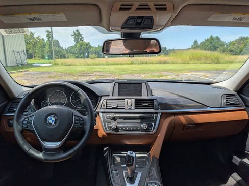 Used 2014 BMW 328d Sedan RWD image 39