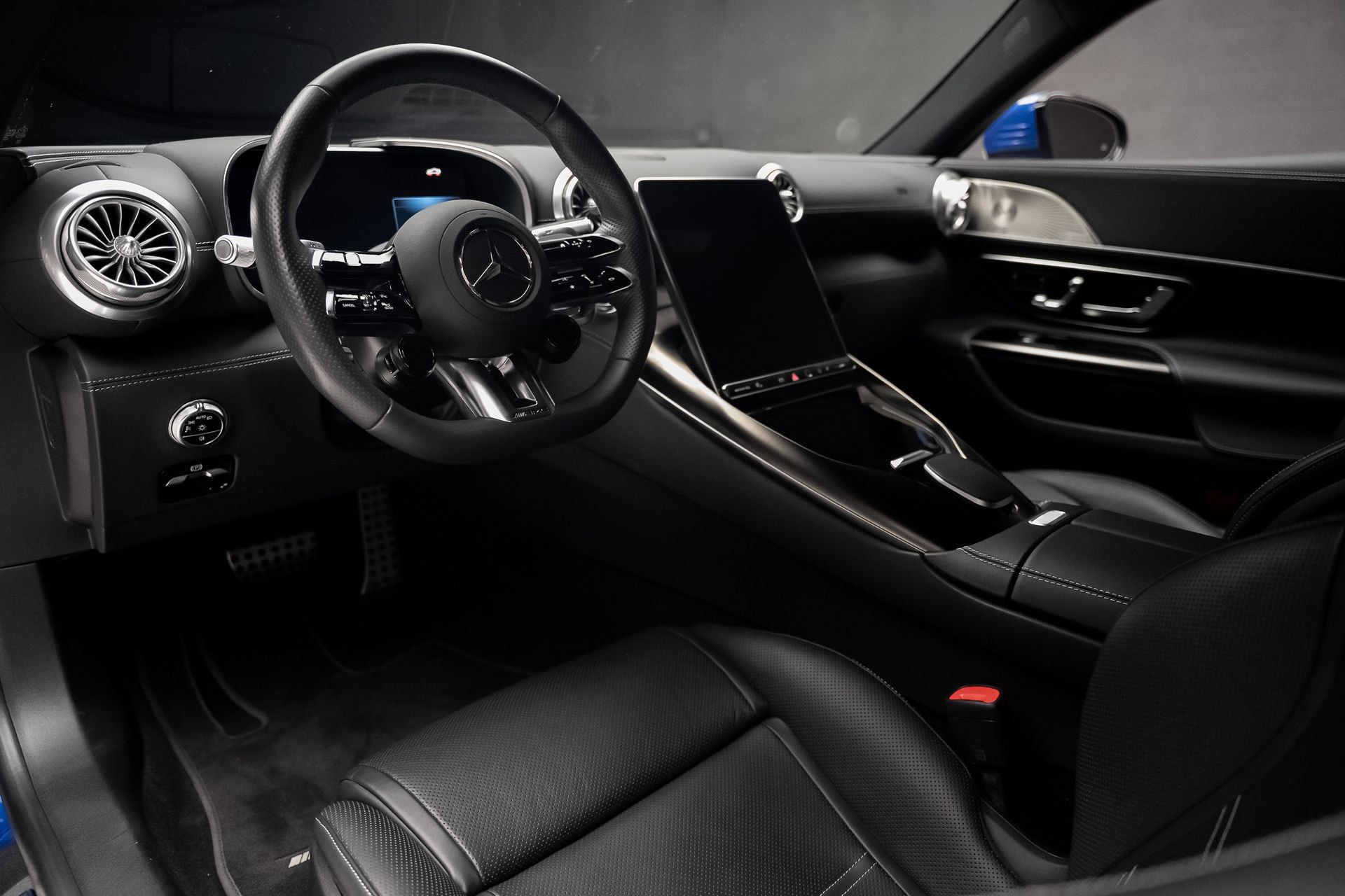 Used 2024 Mercedes-Benz AMG GT 55 image 2