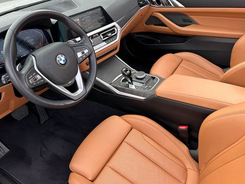 Used 2023 BMW 430i Convertible w/ Premium Package image 12