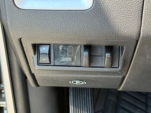 Used 2011 RAM 3500 SLT w/ Protection Group AWD/4WD image 20