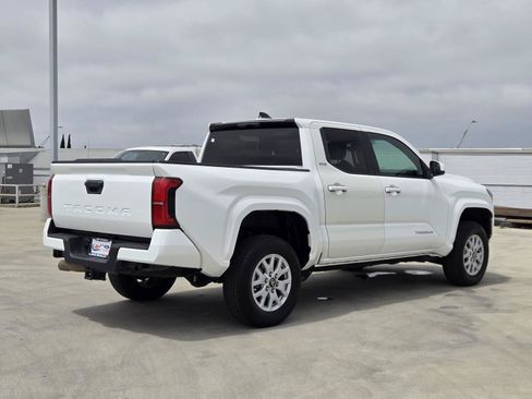 Used 2024 Toyota Tacoma SR5 RWD image 4