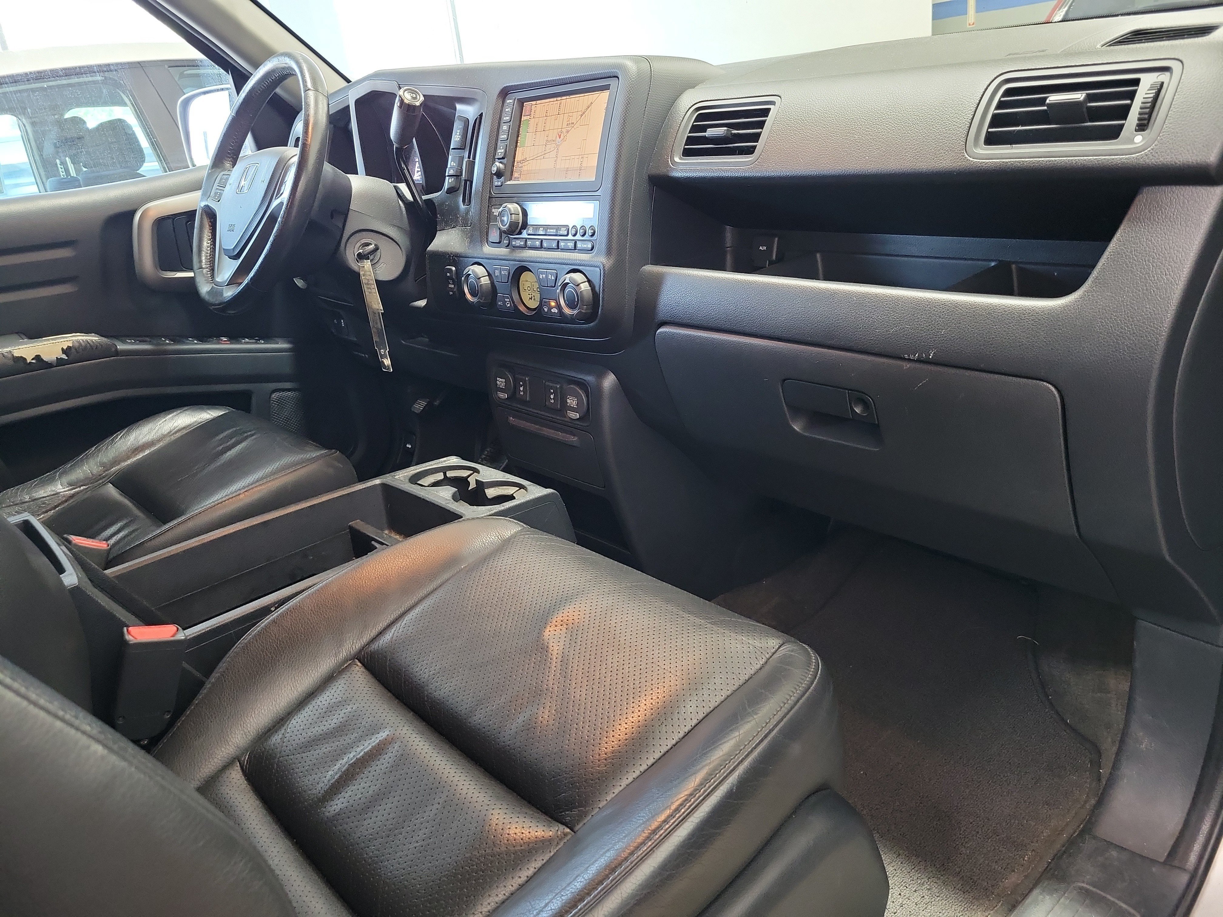 Used 2014 Honda Ridgeline SE image 10