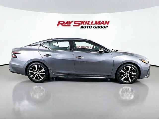 Used 2023 Nissan Maxima SV w/ Floor Mat Group FWD image 8