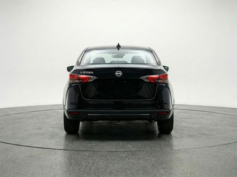 Used 2025 Nissan Versa SV image 7