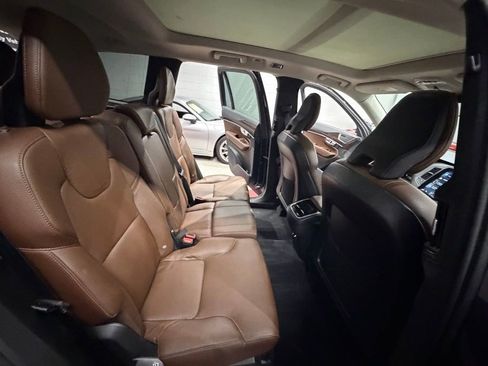 Used 2019 Volvo XC90 T6 Momentum w/ Advanced Package image 30