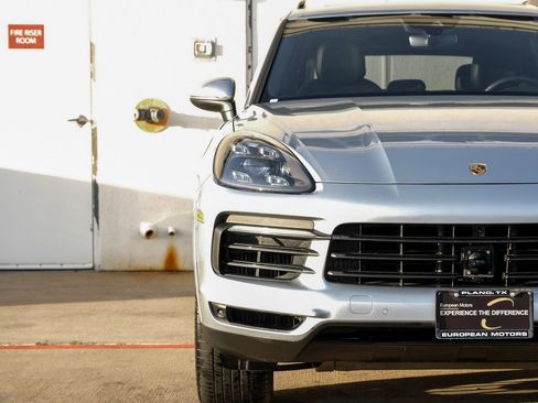 Used 2020 Porsche Cayenne image 44